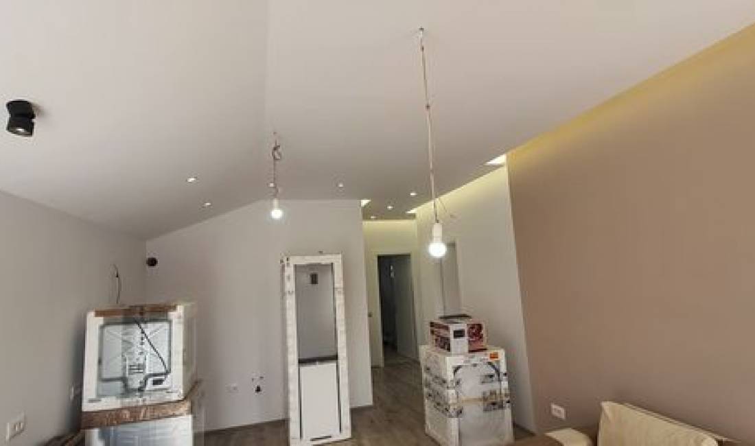 Punime GIPSI ju ofron punime per Tavene te varur, Mure ndares, Dekorime allcie, Patinim dhe Lyerje