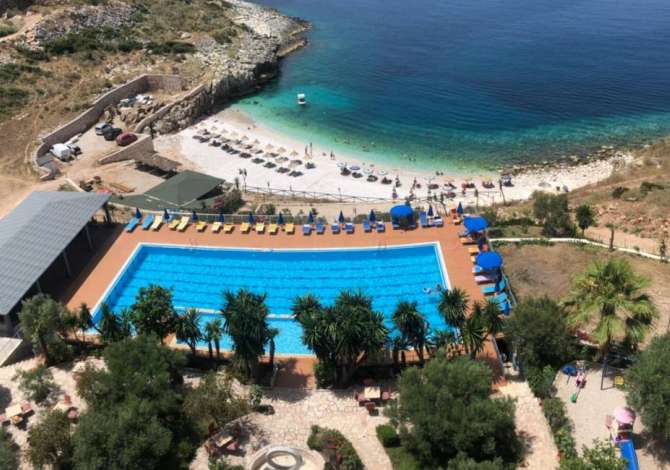 Offerte di lavoro per Kuzhunier, Ndihmes kuzhunier, Kamarier, Ndihmes kamarier, Picajol, Roje, Banakier/e, Mirembajtes a Santa Quaranta