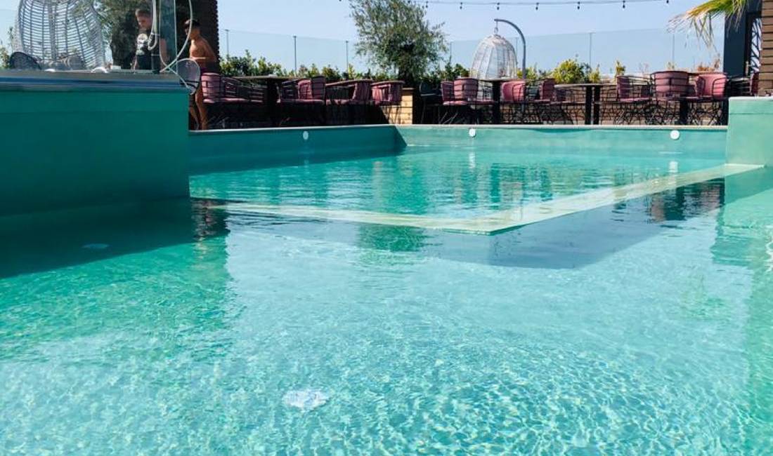 Offerte di lavoro a Tirana, Profession Picier/e, Kuzhiniere, Ndihmese Kuzhiniere, Banakier/e, Ndihmes banakier/e ,Kamarier/e, Ndihmes kamarier/e , , Pagamento 100,000  Leke.