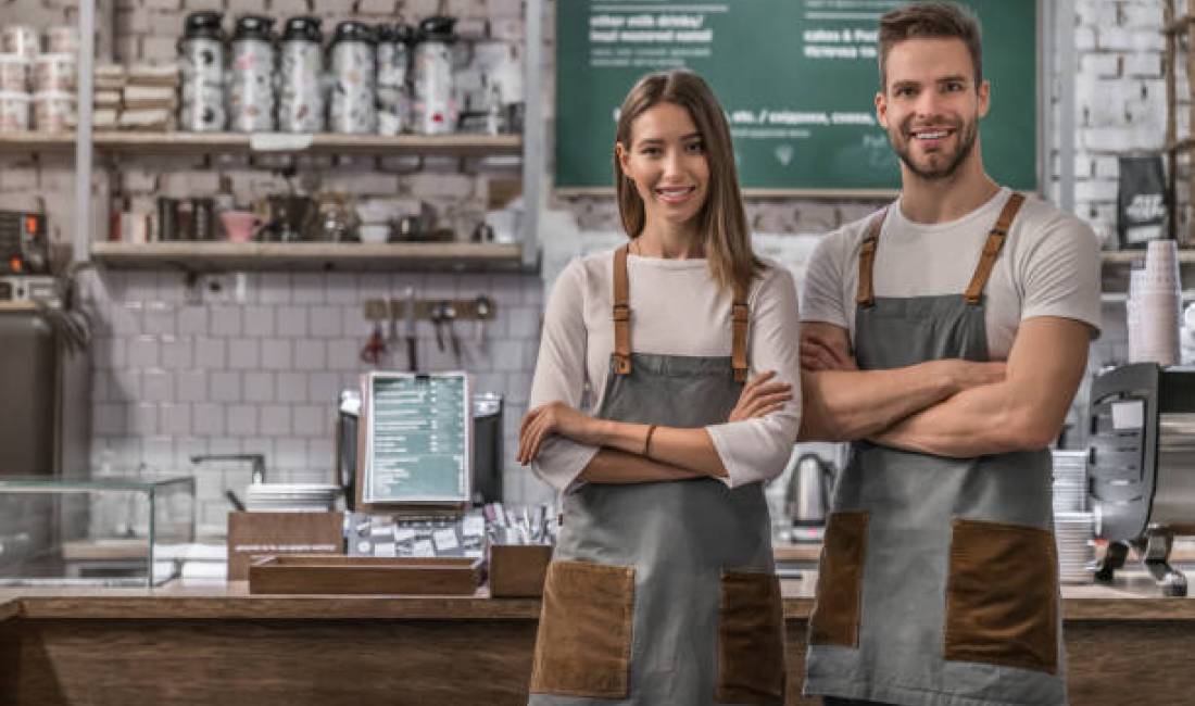 Offerte di lavoro a Tirana, Profession Kamarier/e  te dije dhe banakun  , , Pagamento Trattabile.