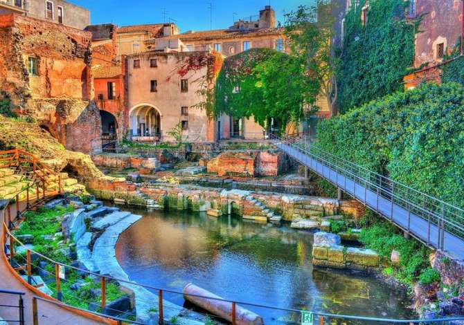 Sherbime Udhetimi dhe Transporti ne Tirane - 0 Leke