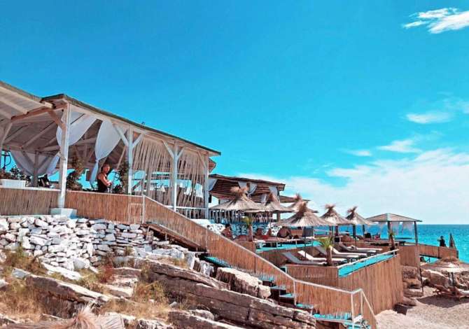 Offerte di lavoro per Guzhinier/e -Ndhimes guzhinier -Picjer -Kamarier/e -Barist/e -Resepsionist/e -Sanitare a Santa Quaranta