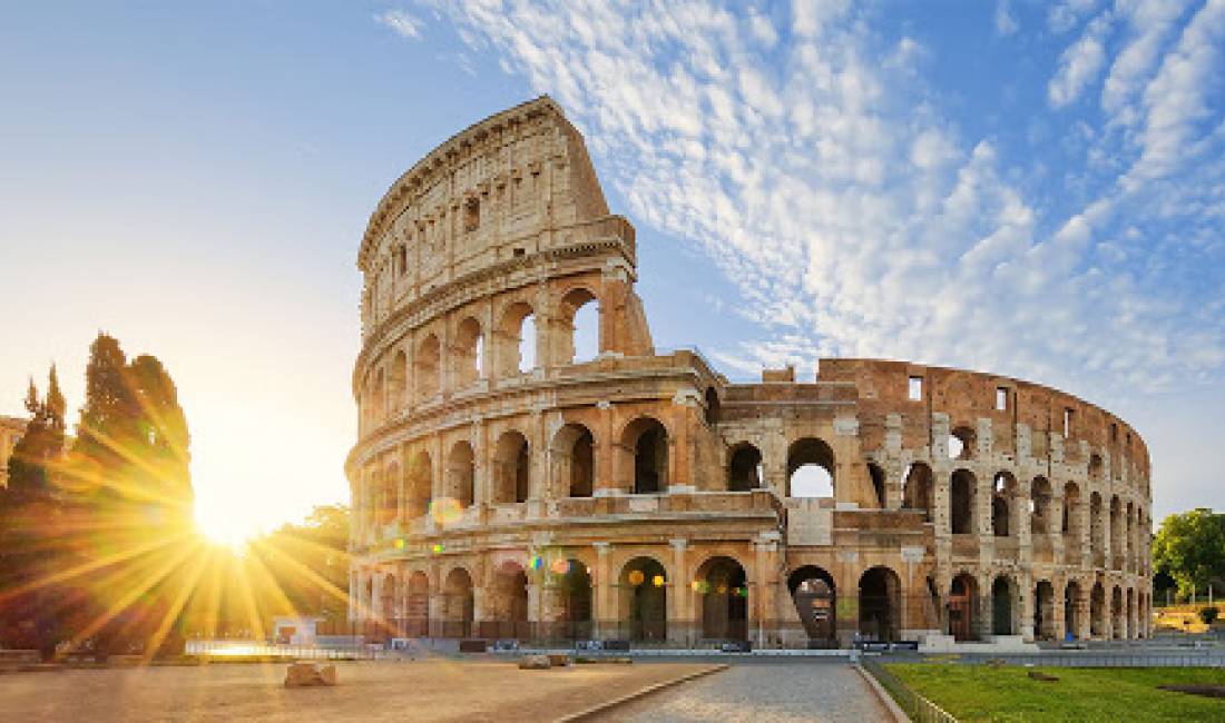 Agjensi udhetimi ju ofron bileta avioni drejt Italise