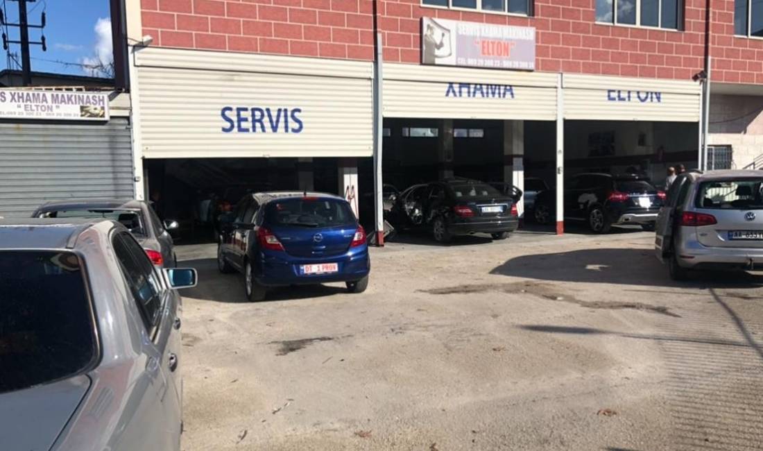 Servis Makinash  ofron sherbime per Llamarinist, Sherbime Xhenerike, Lyerje, Lucidime, Saldime, Drejtim Shasie