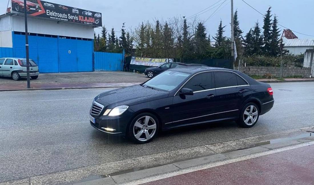 Elektroauto Servis ju ofron Riparim Frenash, Filtra vaji, Amortizatore dhe Transmision etj.