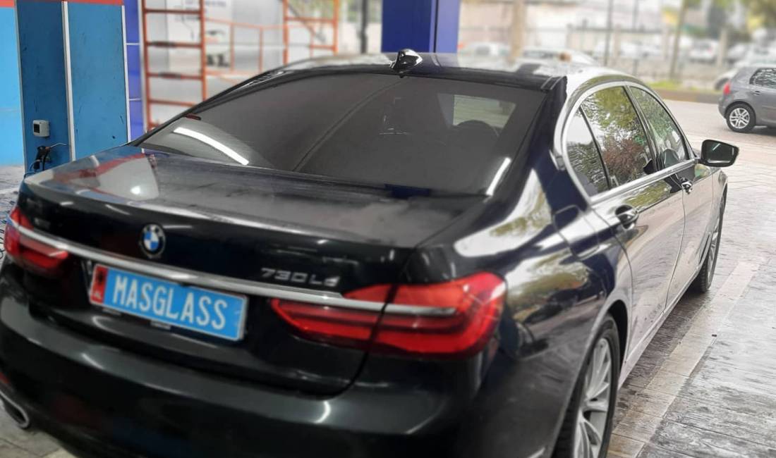 Servis i specializuar per heqje dhe montim Xhamash Masglass