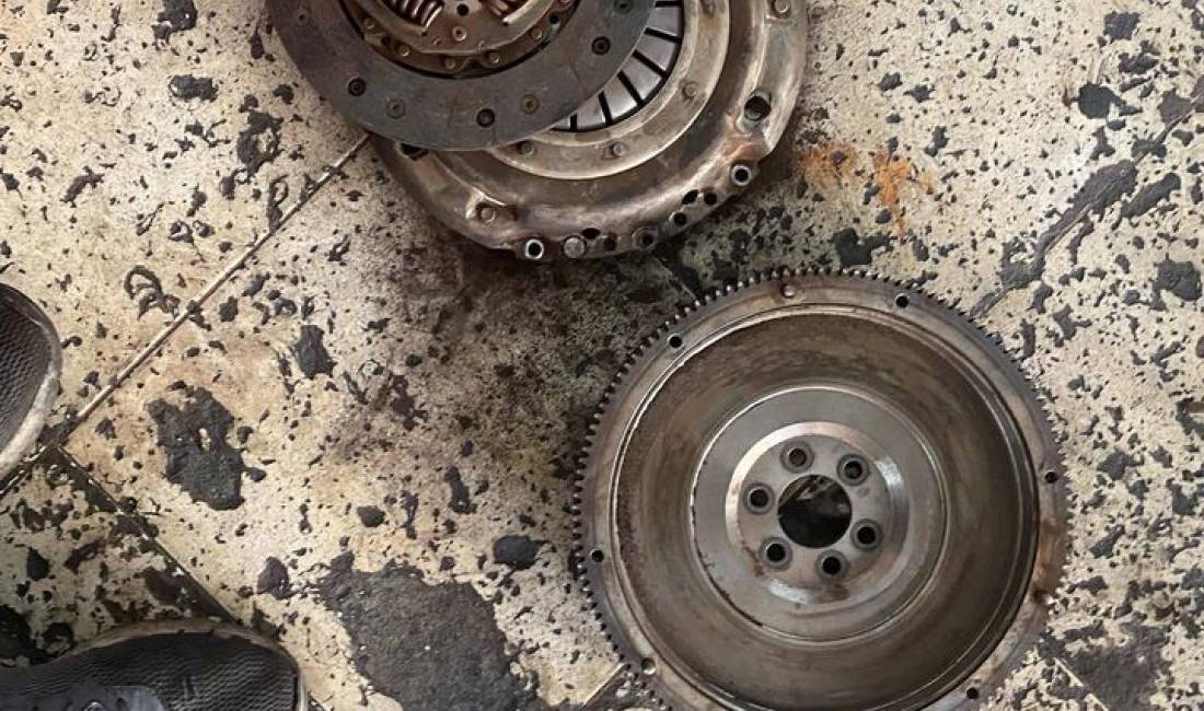 Auto Servis ofron Pjese kembimi per cdo lloj makine 