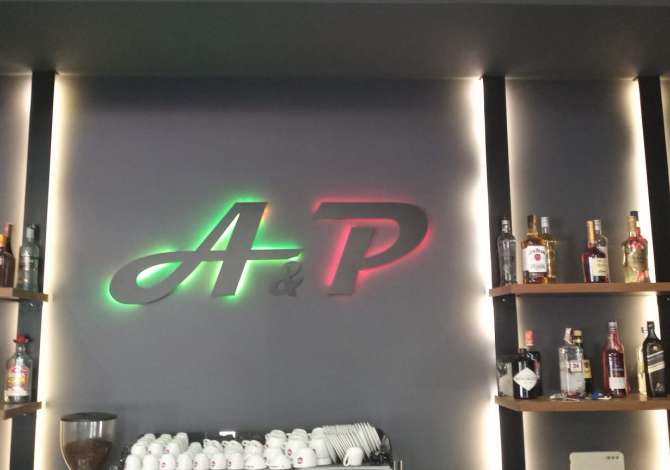 Offerte di lavoro a Tirana, Profession Kamarier/e ,Banakier/e, Sanitare, Shitese buke  , Esperto/Professionista, Pagamento 40,000  Leke.