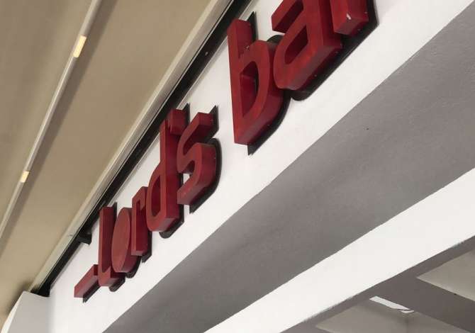 Njoftime Pune per kamarier/e, banakier/e, ndihmes banakiere ne Durres