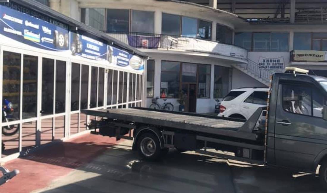 Servis  Mercedez-Benz ofron sherbim Karrotreci 24h dhe Pjese kembimi