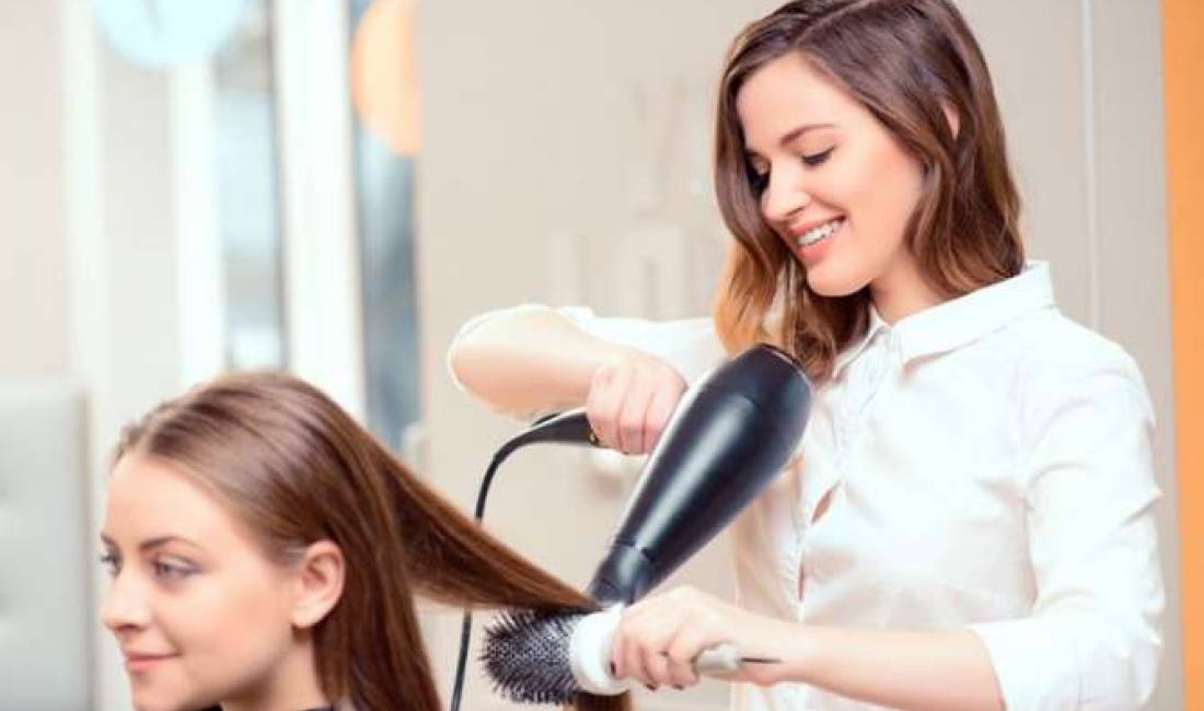 Offerte di lavoro a Tirana, Profession parukiere  , Con esperienza, Pagamento Trattabile.