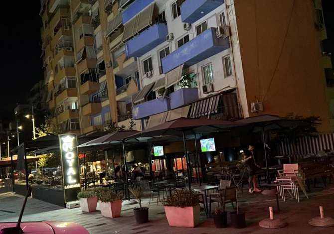 Offerte di lavoro a Tirana, Profession banakier/e, ndihmes banakiere , Con esperienza, Pagamento 45,000  Leke.