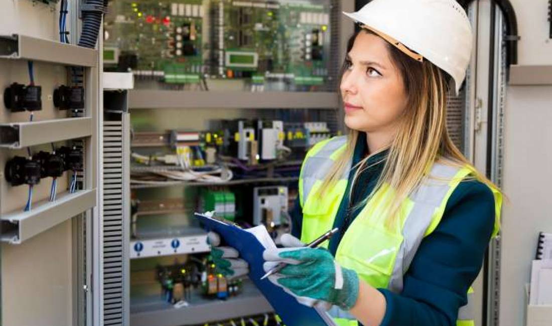 Offerte di lavoro a Tirana, Profession Inxhiniere elektrike  , Con esperienza, Pagamento Trattabile.