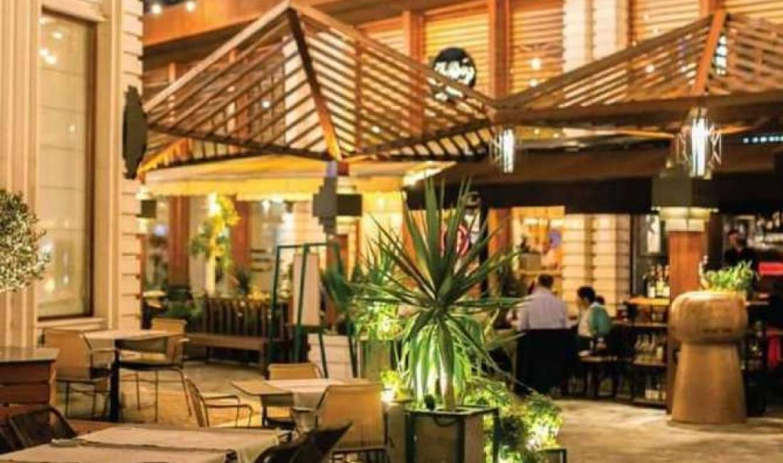 Offerte di lavoro a Tirana, Profession Kamarier/e, Ndihmes Kamarier/e, Ndihmes kuzhuniere , Con esperienza, Pagamento Trattabile.