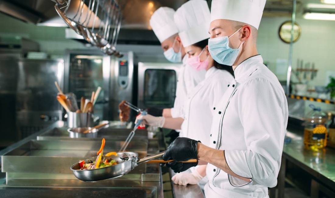 Offerte di lavoro a Tirana, Profession Kuzhunier, pjatalarese , Principiante/Poca esperienza, Pagamento 50,000  Leke.