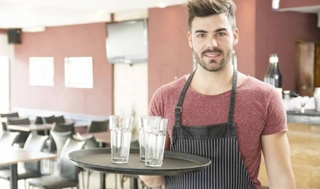 Offerte di lavoro a Tirana, Profession kamarier , Nessuna esperienza, Pagamento Trattabile.