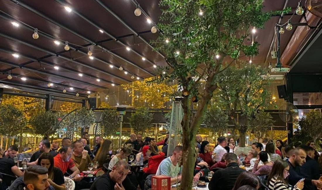 Offerte di lavoro a Tirana, Profession Banakier/e , Barist  , Con esperienza, Pagamento 50,000  Leke.