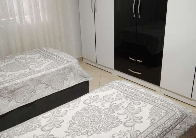 Shtepi ne shitje Apartament ne Tirane, 2+1, Mobilimi E mobiluar, Pagesa 71,280  Euro.