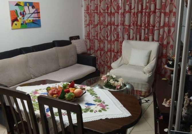 Shtepi ne shitje Apartament ne Tirane, 2+1, Mobilimi E mobiluar, Pagesa 71,280  Euro.