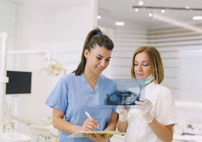 Offerte di lavoro per Asistente dentare a Tirana