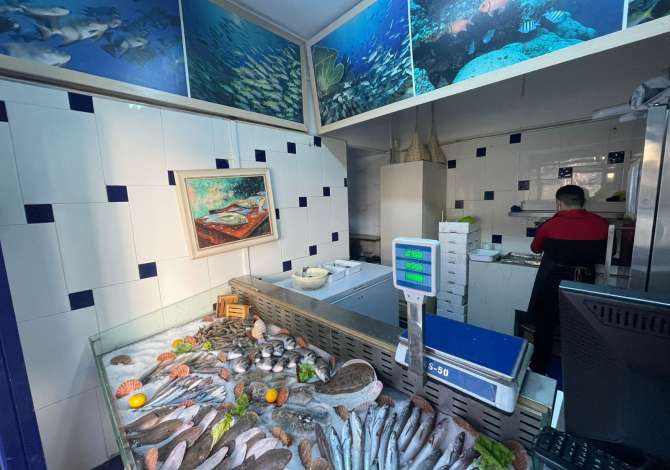 Offerte di lavoro a Tirana, Profession Kamarier, Ndihmes Kuzhuniere, Sanitare  , Nessuna esperienza, Pagamento 40,000  Leke.