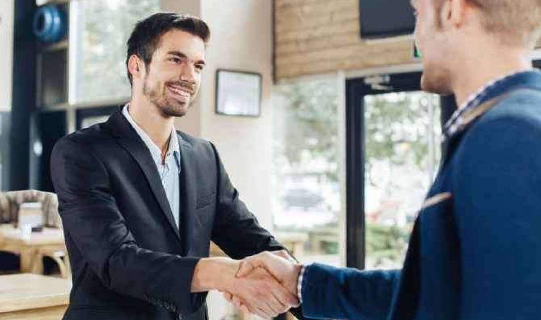 Job Offers in Tirana, Profession agjent shitjesh  , With experience, Payment 35,000  Leke.