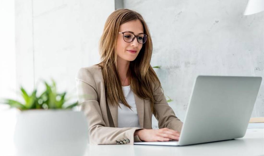 Job Offers in Tirana, Profession Punonjese zyre , With experience, Payment 40,000  Leke.