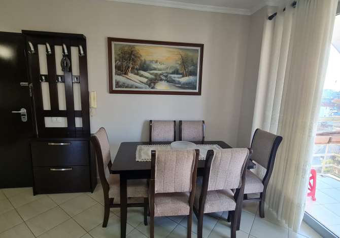 Shtepi ne shitje Apartament ne Tirane, 2+1, Mobilimi E mobiluar, Pagesa 123,000  Euro.