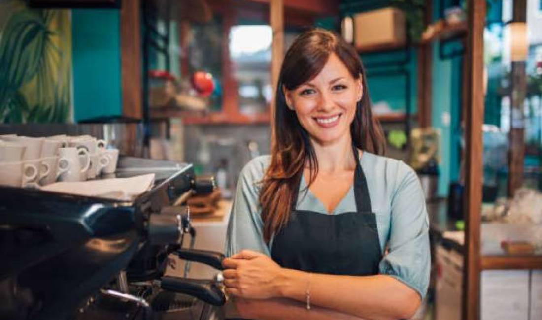 Job Offers in Tirana, Profession Banakiere femer, Kamarier  , With experience, Payment 50,000  Leke.