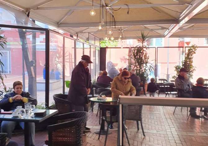 Shitet biznesi te Pazari i Ri