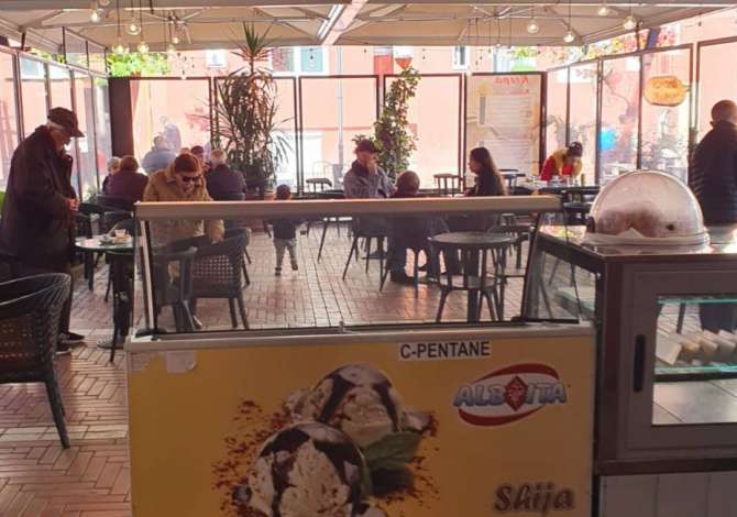 Shitet biznesi te Pazari i Ri