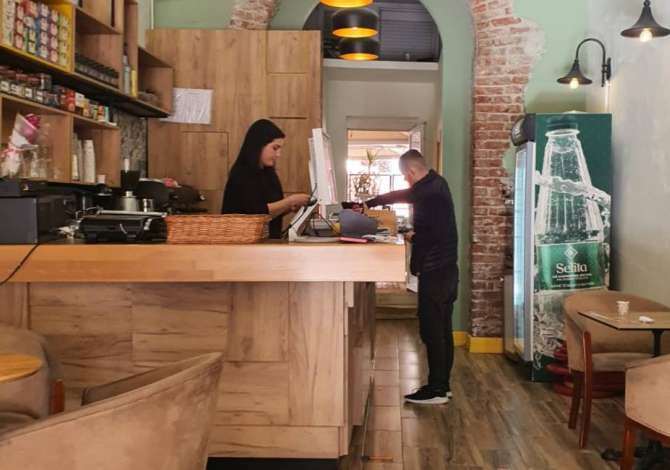 Shitet biznesi te Pazari i Ri