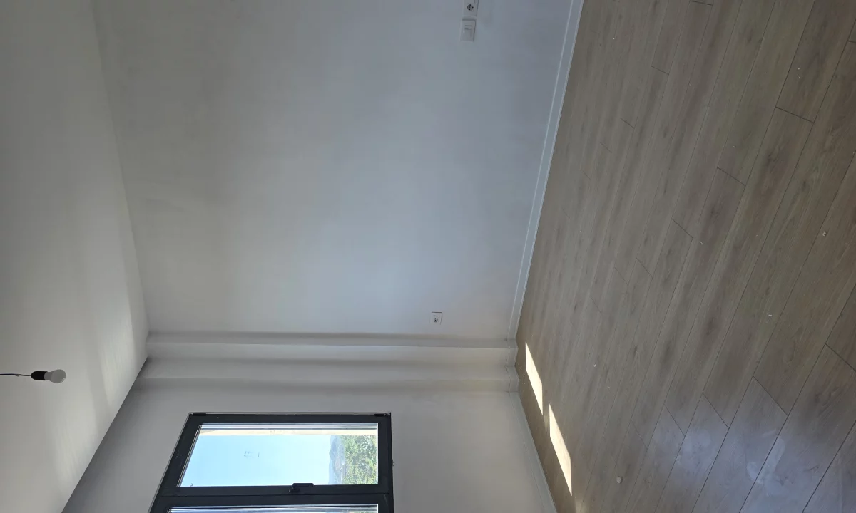 Shtepi ne shitje Apartament ne Tirane, 2+1, Mobilimi Bosh, pa mobiluar, Pagesa 8,000,000  Leke.