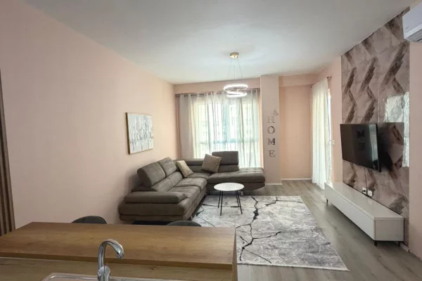 Shtepi ne shitje 1+1 ne Tirane - 135,000 Euro