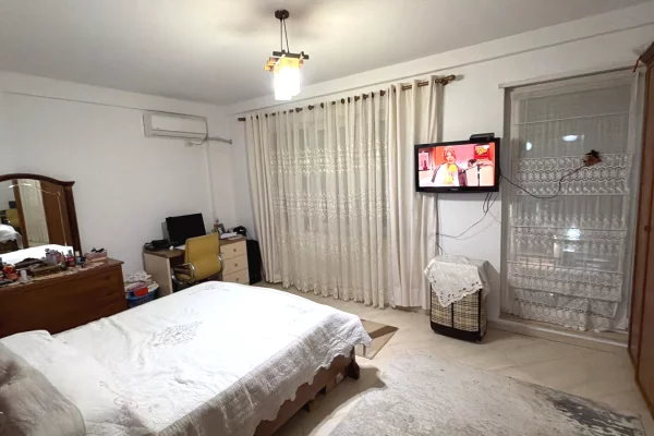 Shtepi ne shitje Apartament ne Tirane, 1+1, Mobilimi E mobiluar, Pagesa 18,000,000  Leke.