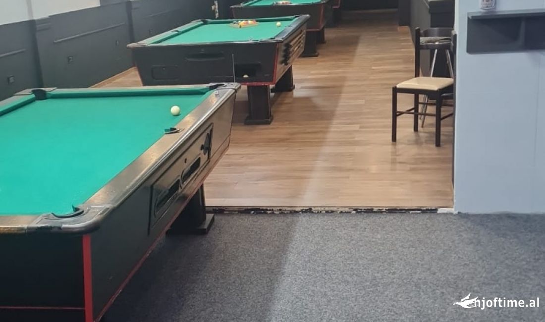 Shitet ambjent biznesi, Rruga "Dibres"