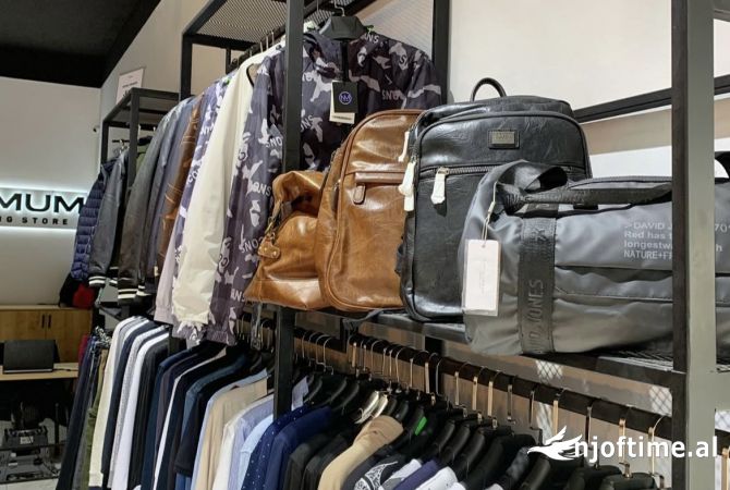 Attivita commerciale in vendita a Tirana - 2,000 Euro