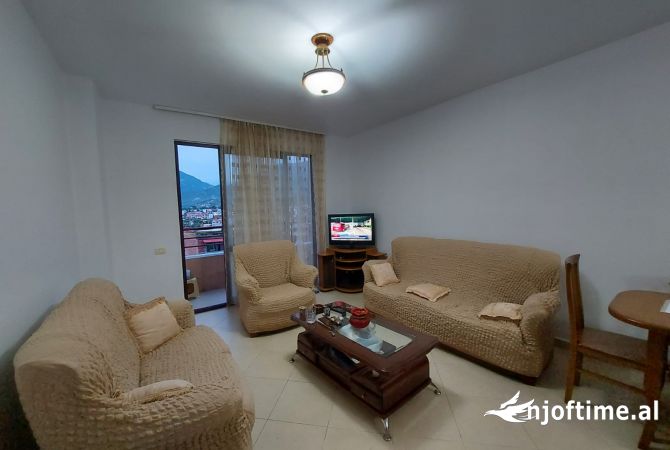 Shtepi me qera Apartament ne Tirane, 1+1, Mobilimi E mobiluar, Pagesa 350  Euro.