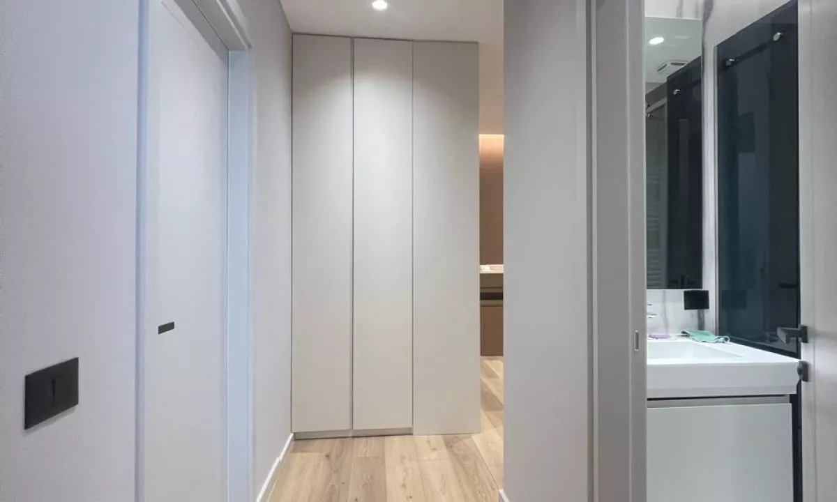 Shtepi me qera Apartament ne Tirane, 2+1, Mobilimi E mobiluar, Pagesa 800  Euro.