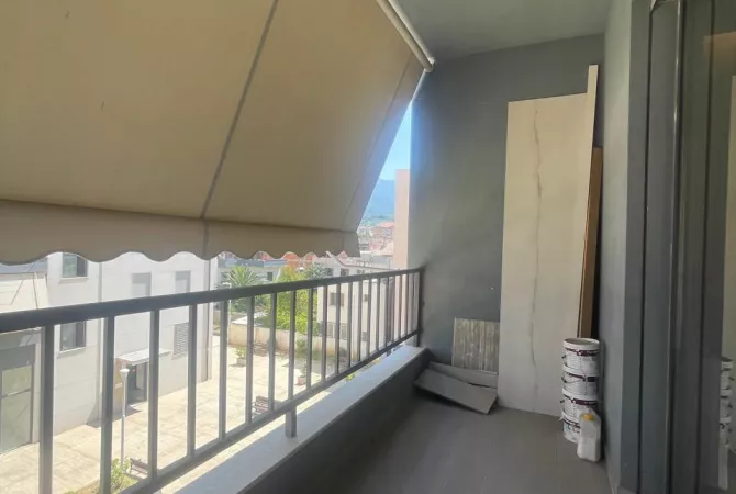 Shtepi me qera Apartament ne Tirane, 2+1, Mobilimi E mobiluar, Pagesa 800  Euro.