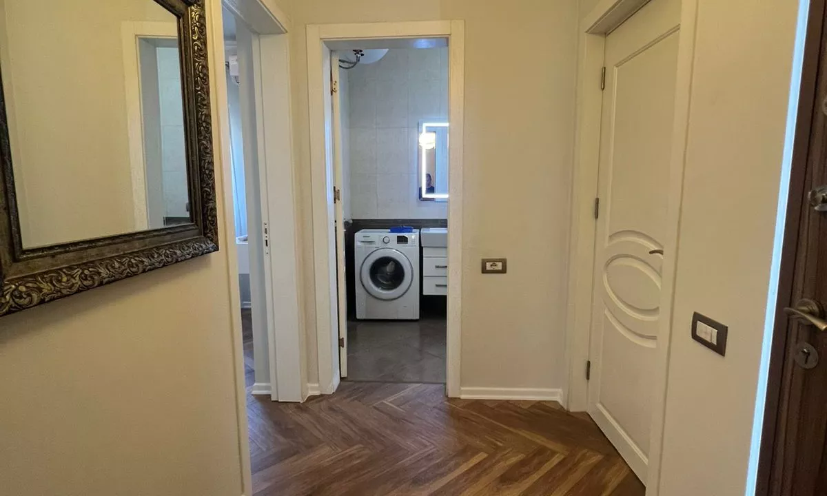 Shtepi ne shitje Apartament ne Tirane, 1+1, Mobilimi E mobiluar, Pagesa 110,000  Euro.