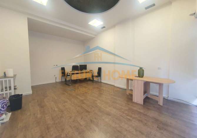 Ambient biznesi me qera 1+1 ne Tirane - 390 Euro