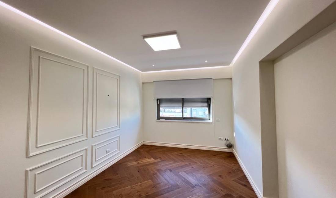 Qira,Ambient per zyra, Bllok!