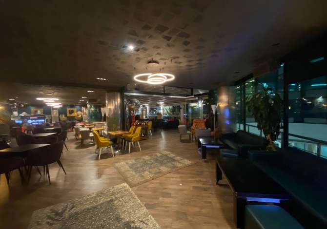 Qera Bar-Restorant, Lounge, Bllok, Tirane !