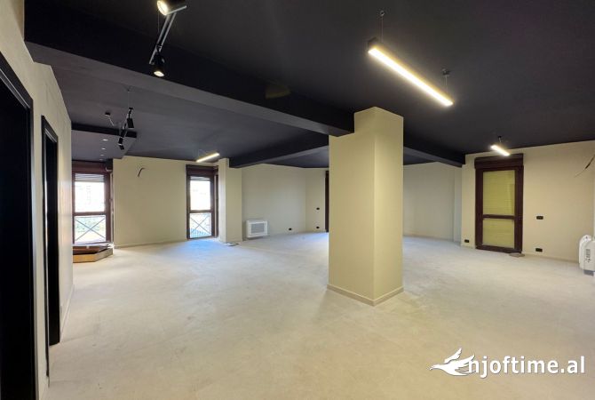 Qera, Ambient Biznesi Open Space Torre e Drin , Tirane!