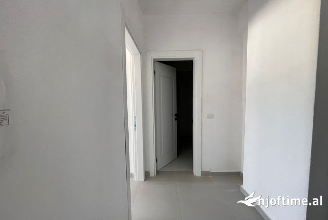 SHITET APARTAMENT 2+1 GOLEM DURRES