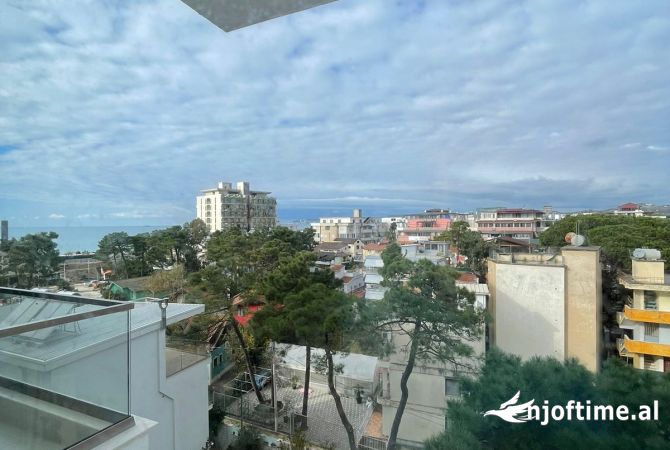 Ambiente Commerciale in Vendita 3+1 a Durazzo - 141,000 Euro