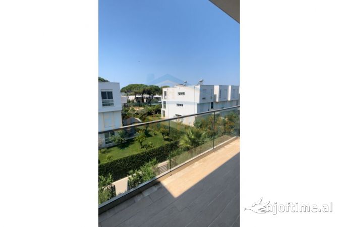 Appartamento in vendita a Tirana 1+1, Arredato