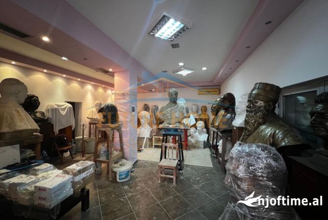 Ambient biznesi ne shitje 1+1 ne Tirane - 220,000 Euro