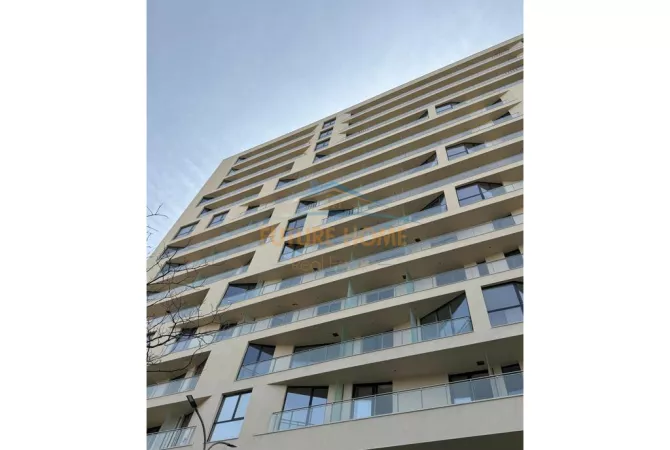 Business Property for Rent 3+1 in Tirana - 2,200 Euro